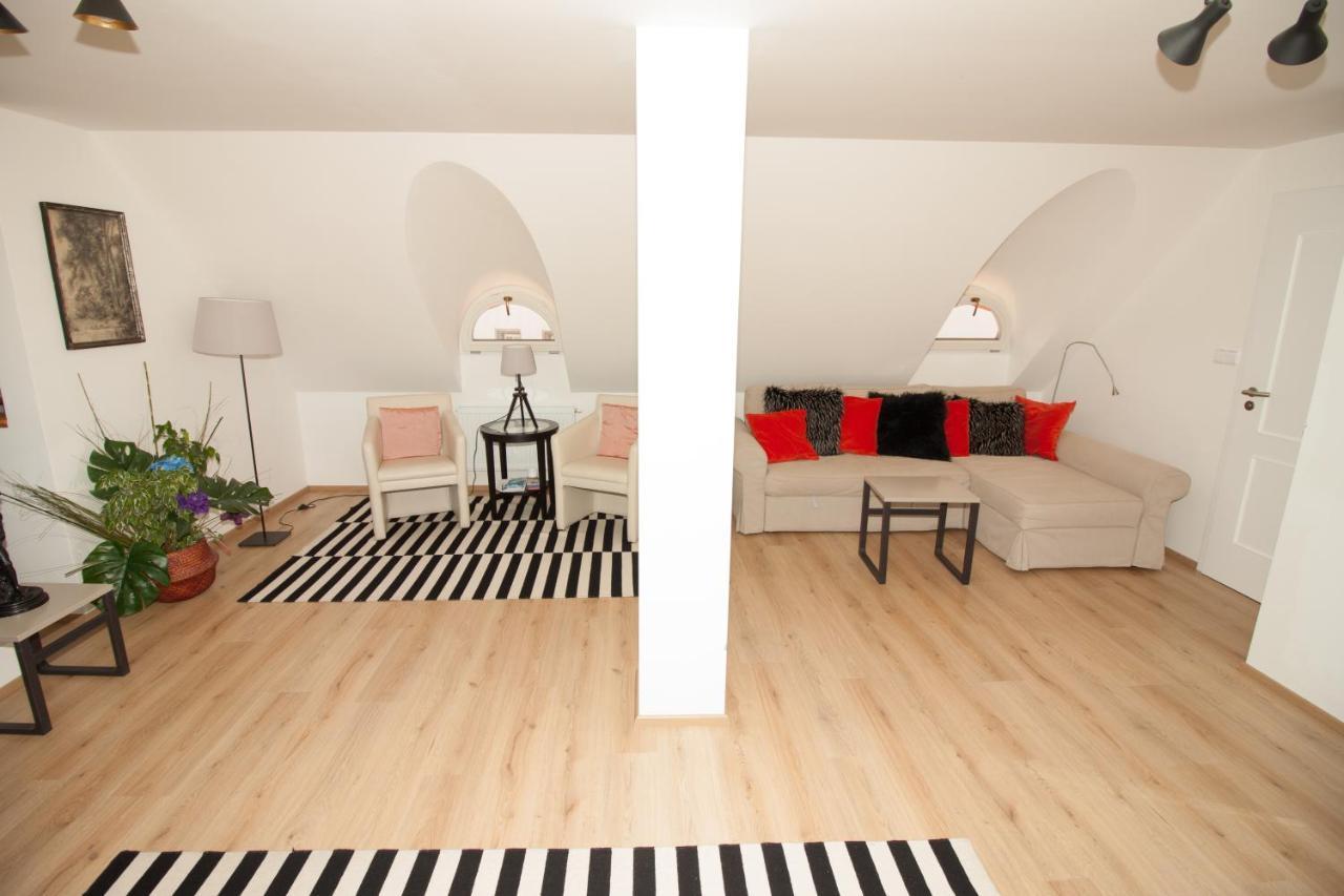 Villa Magdalena كوتنا هورا المظهر الخارجي الصورة