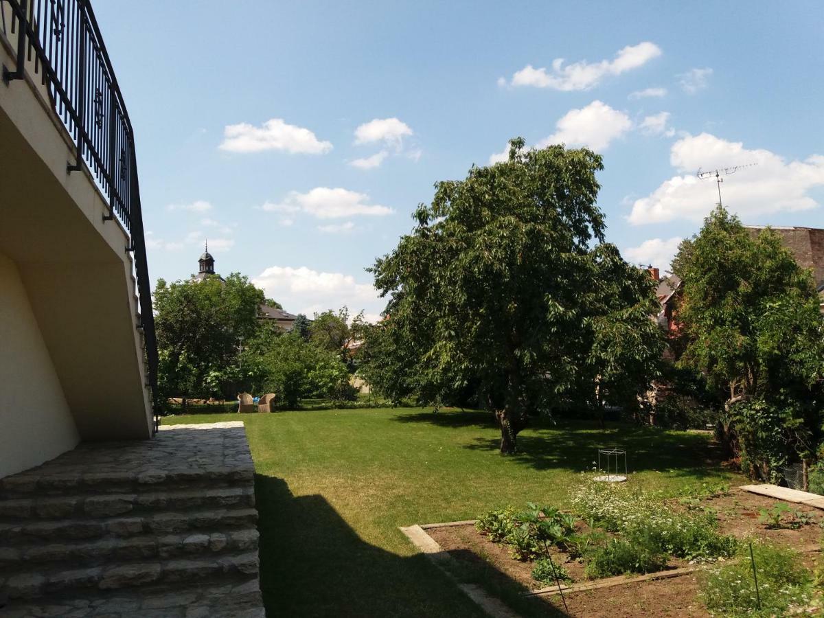 Villa Magdalena كوتنا هورا المظهر الخارجي الصورة
