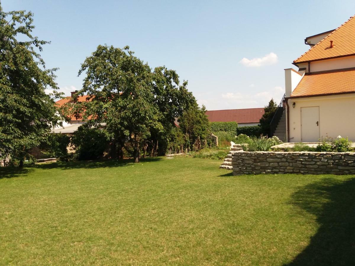 Villa Magdalena كوتنا هورا المظهر الخارجي الصورة